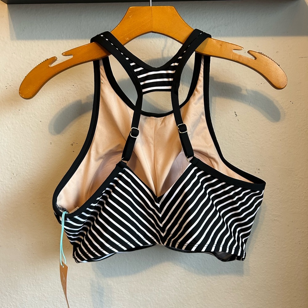 Kona Sol black and white striped swimsuit top Size L - Picture 6 of 8